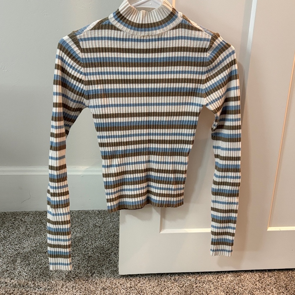 Ultra Flirt Multicolor Striped Turtleneck Sweater